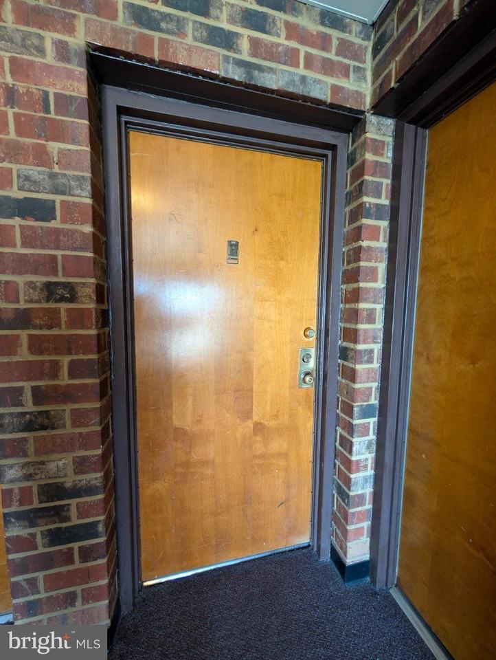 6431 Richmond Hwy Apt 303 - Photo 3 of 27