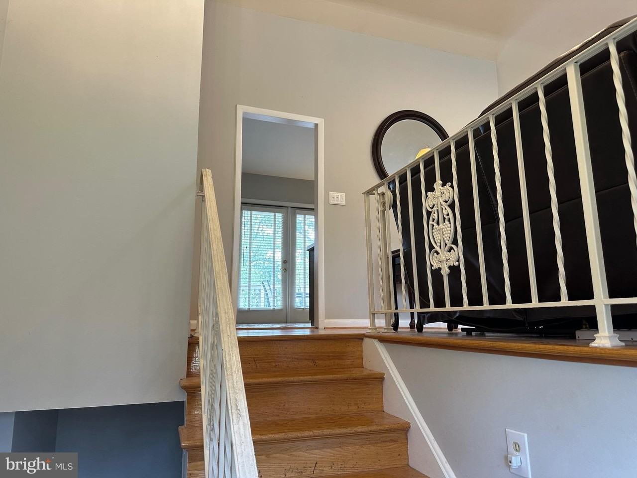 2503 Stirrup Ln - Photo 3 of 27