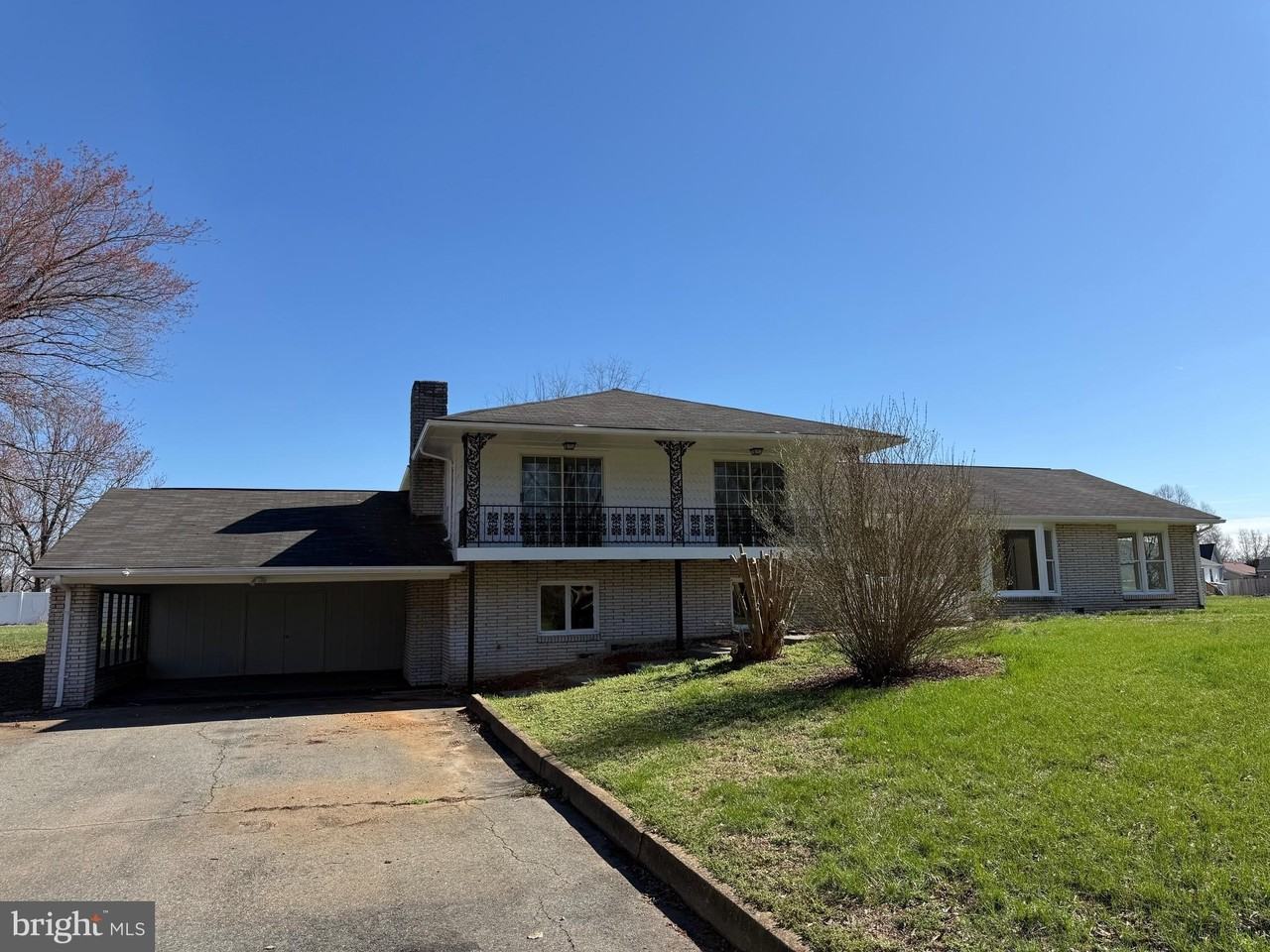 10421 Tidewater Trl - Photo 2 of 21