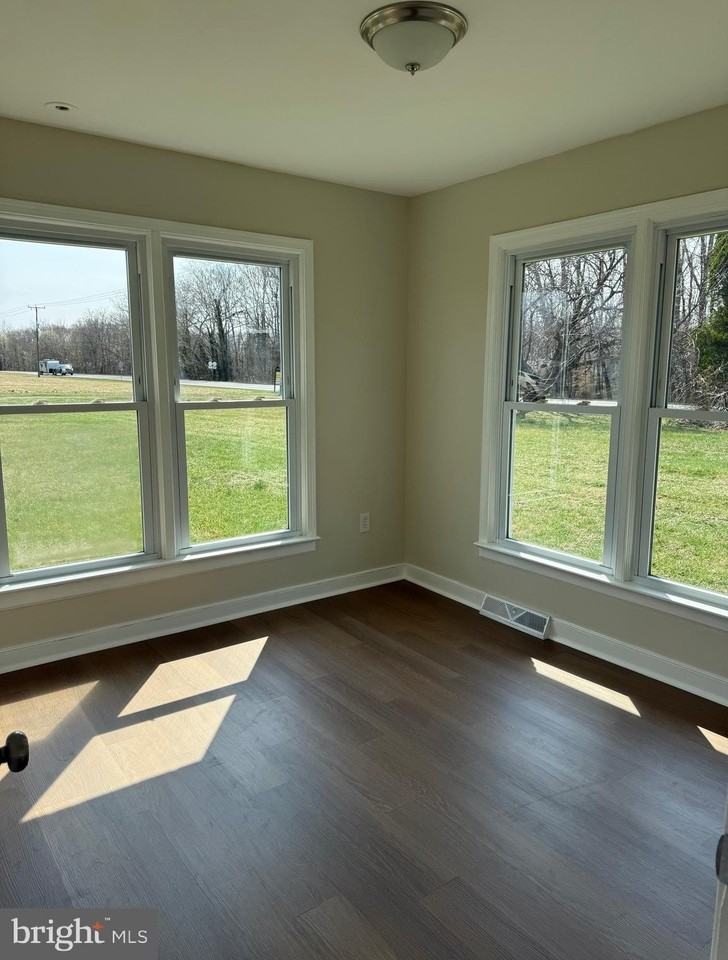 10421 Tidewater Trl - Photo 6 of 21