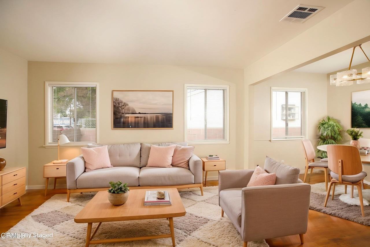 7046 Murietta Ave - Photo 5 of 33