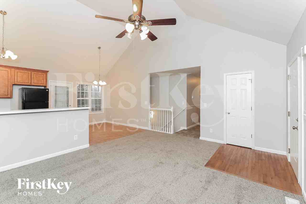 129B Sequoyah Cir - Photo 2 of 15