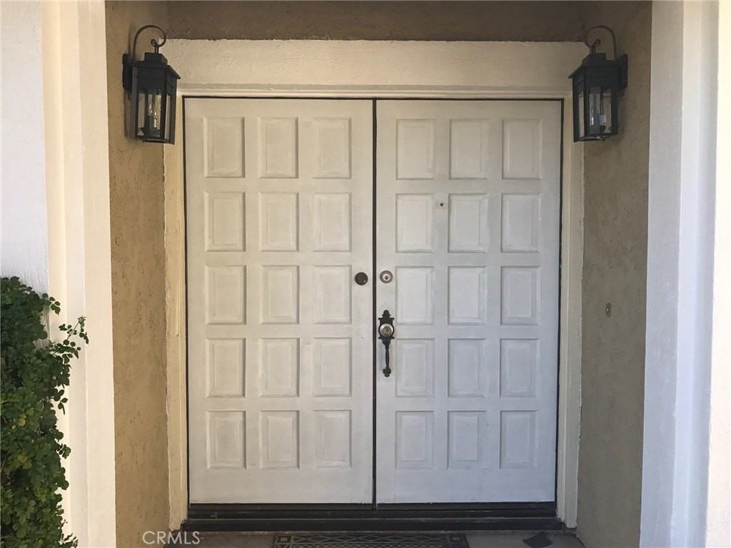 19549 Tuba St - Photo 3 of 16