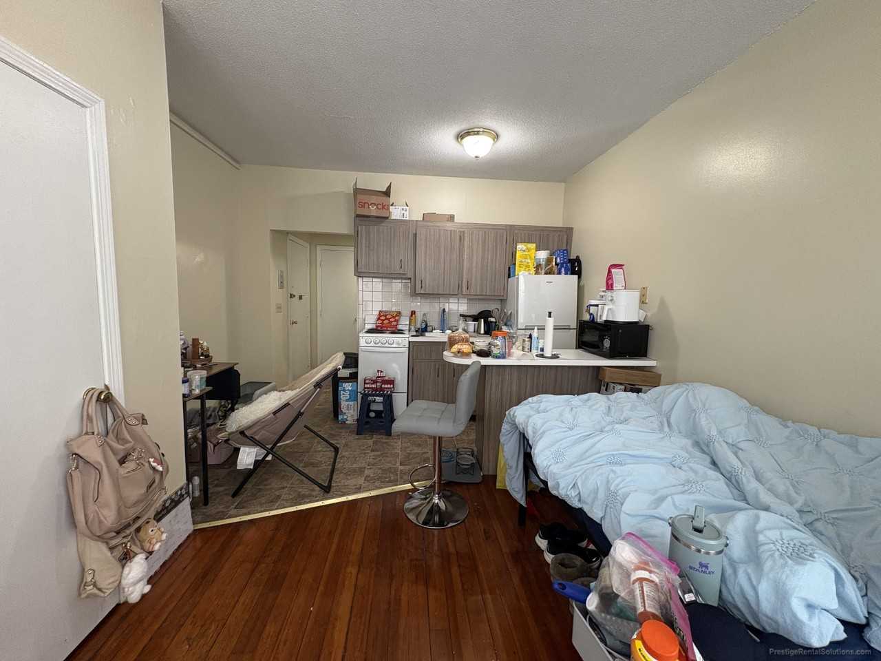 1120 Commonwealth Ave #2 - Photo 4 of 14