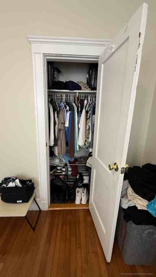 Woodstock Ave. & Kelton St. #4 - Photo 7 of 26