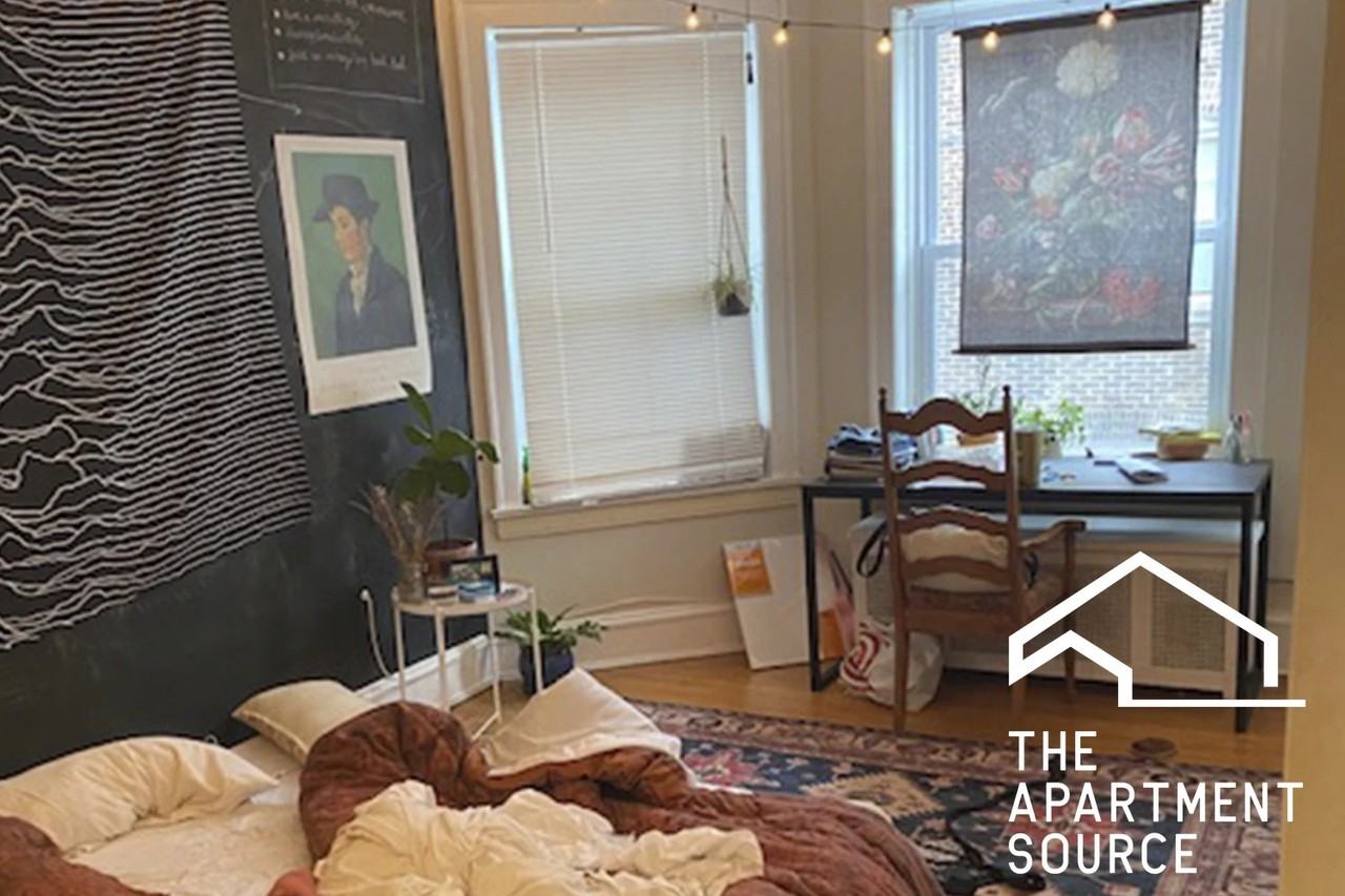 329 Kedzie St #2 - Photo 4 of 6