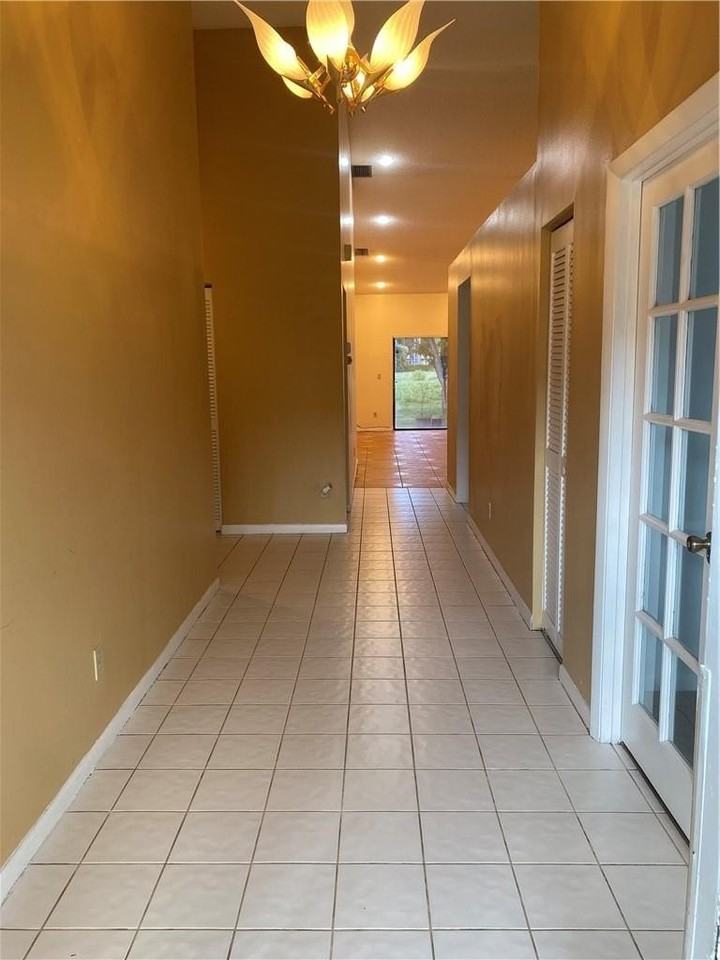 3551 Inverrary Blvd - Photo 3 of 22