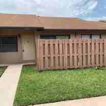 2714 N Nob Hill Rd - Photo 1 of 1