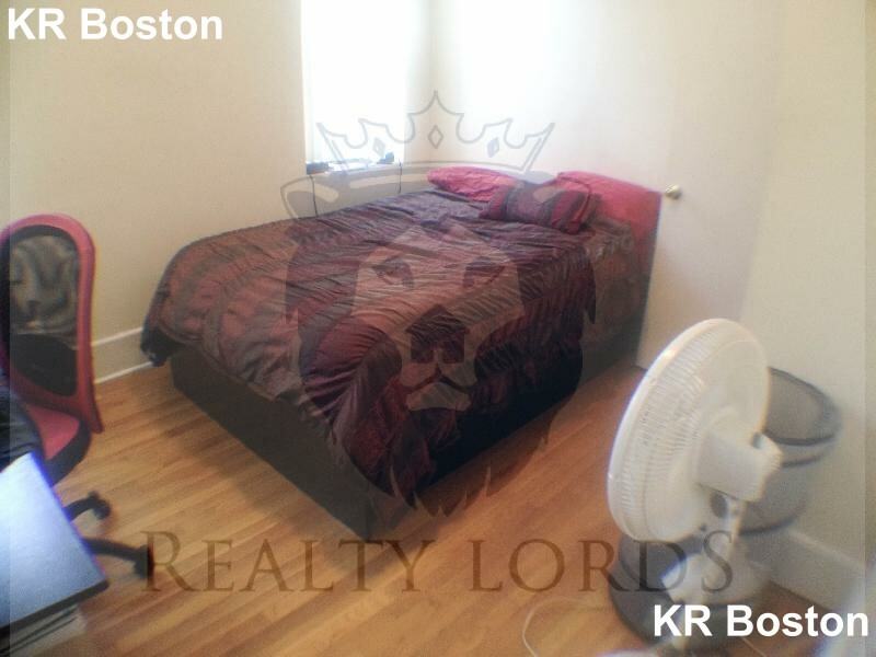 Barrows St. & Cambridge St. #3A - Photo 2 of 8