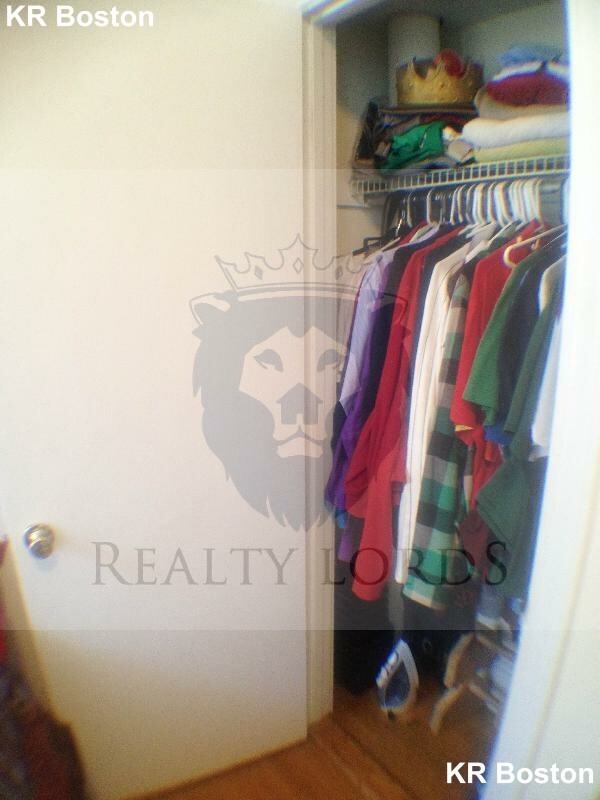 Barrows St. & Cambridge St. #3A - Photo 6 of 8