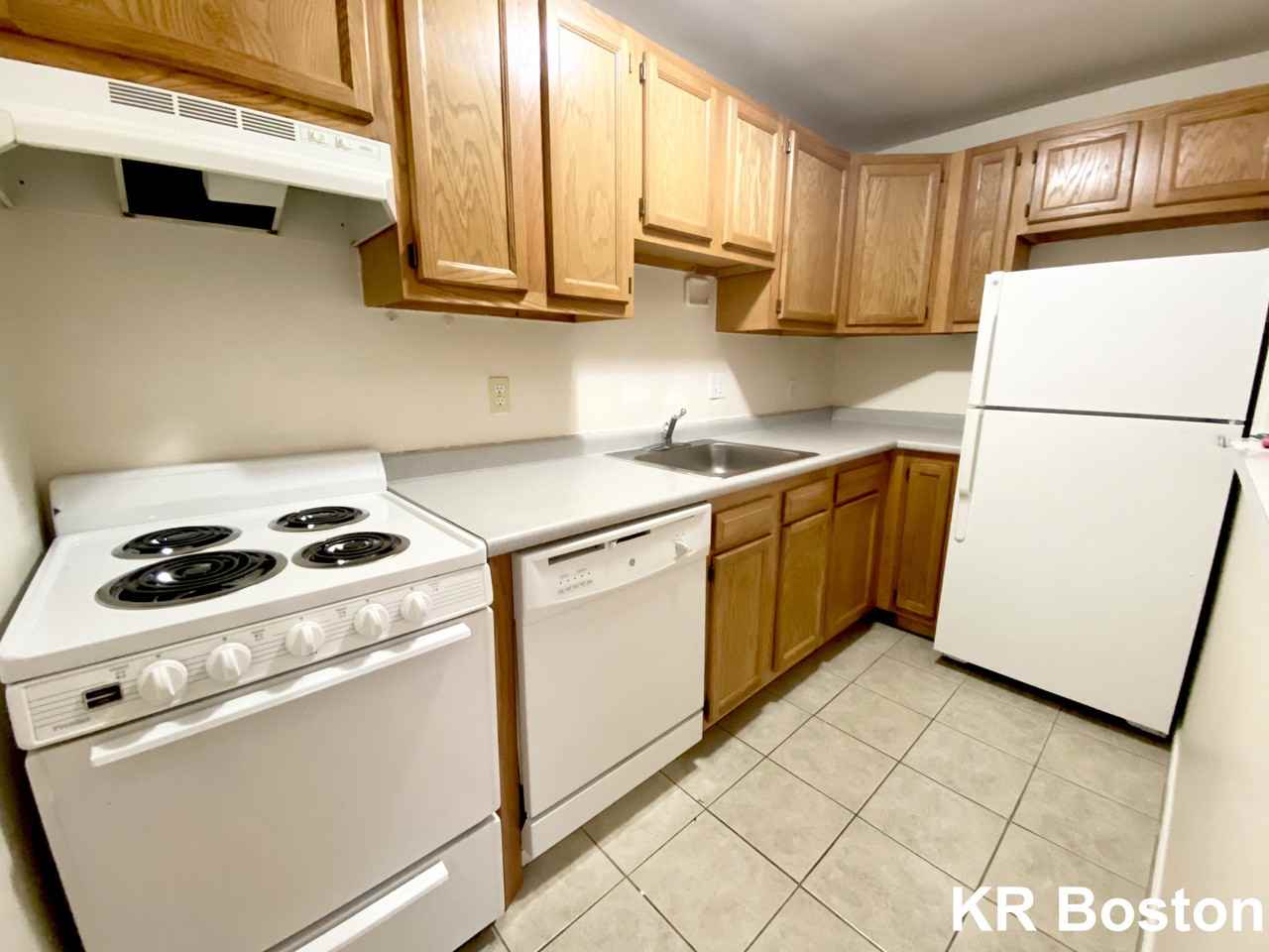 Gardner St. & 72338236 #4 - Photo 3 of 11