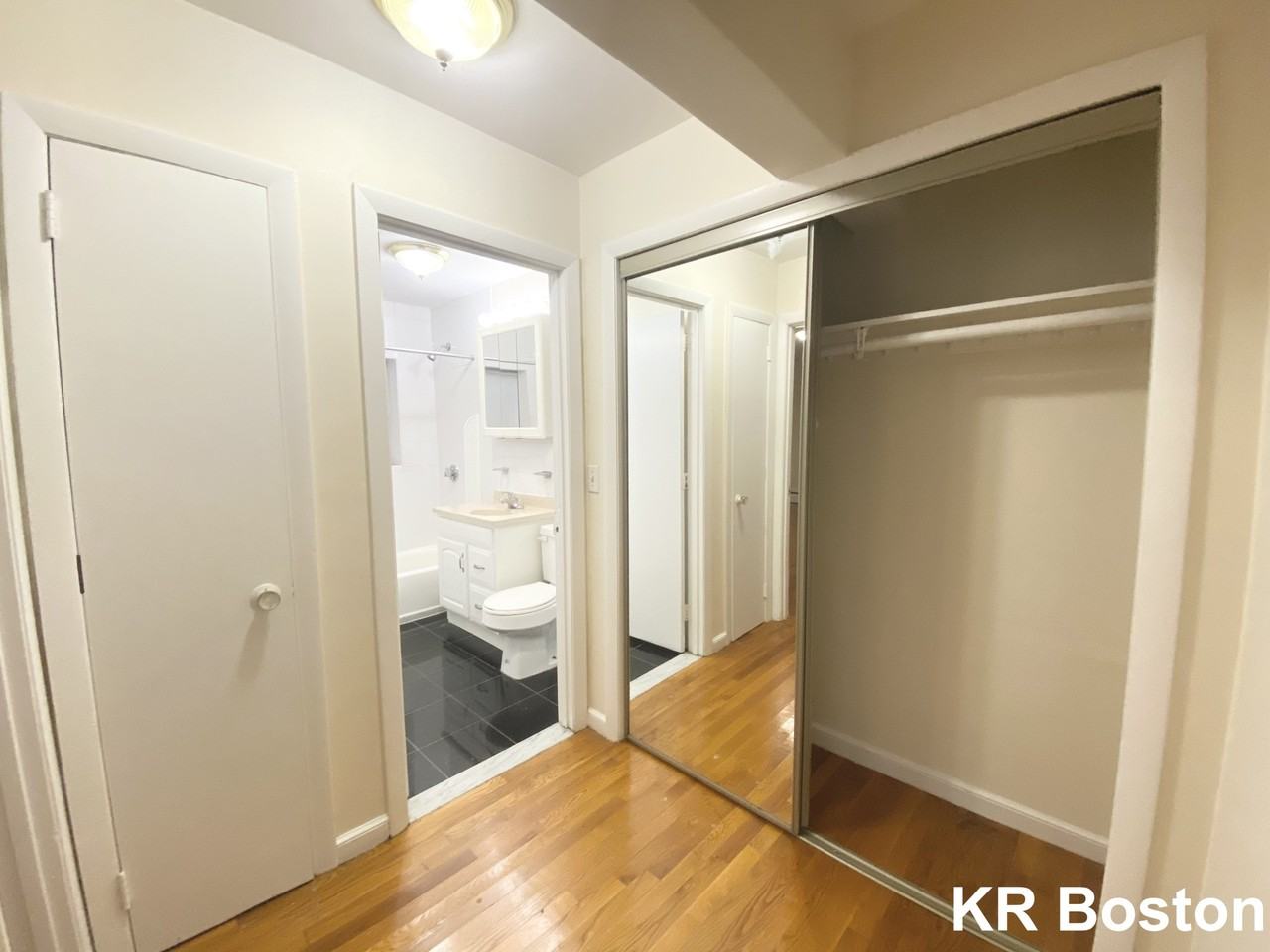 Gardner St. & 72338236 #4 - Photo 4 of 11