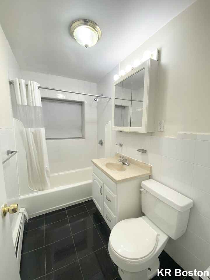 Gardner St. & 72338236 #4 - Photo 7 of 11