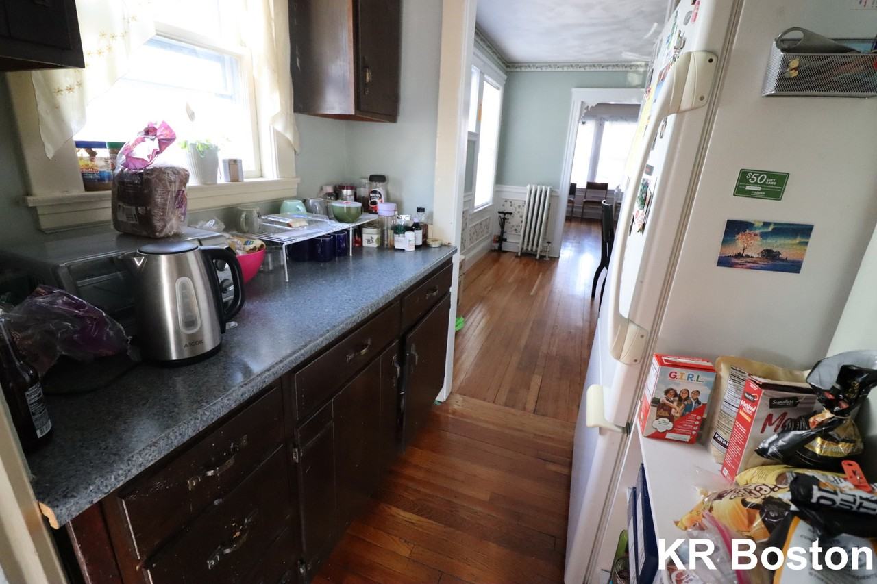 Beechcroft St #1 - Photo 3 of 16