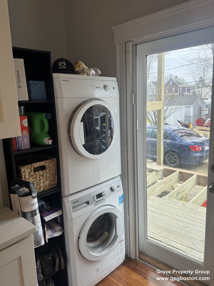 26 Roseclair St #1 - Photo 5 of 12