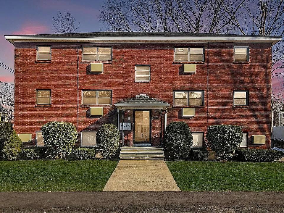 8 Friend St #2 - Photo 7 of 7