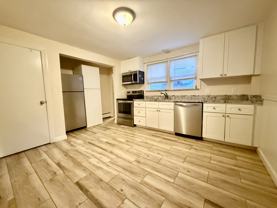 4833 Washington St #2R - Photo 1 of 1