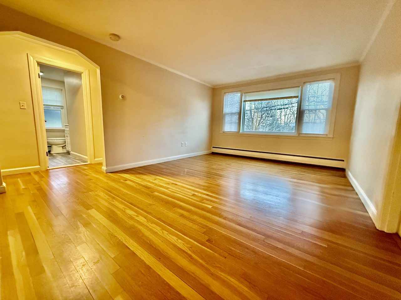 4833 Washington St #2R - Photo 2 of 14