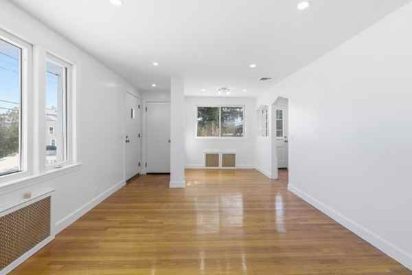 46 Main St - Photo 4 of 16