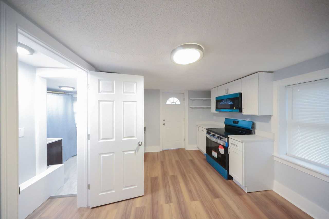 117 South St #2 - Photo 2 of 16