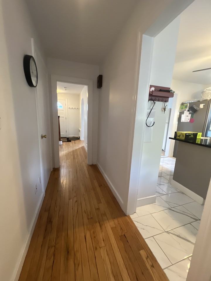 51 Bacon St - Photo 5 of 22