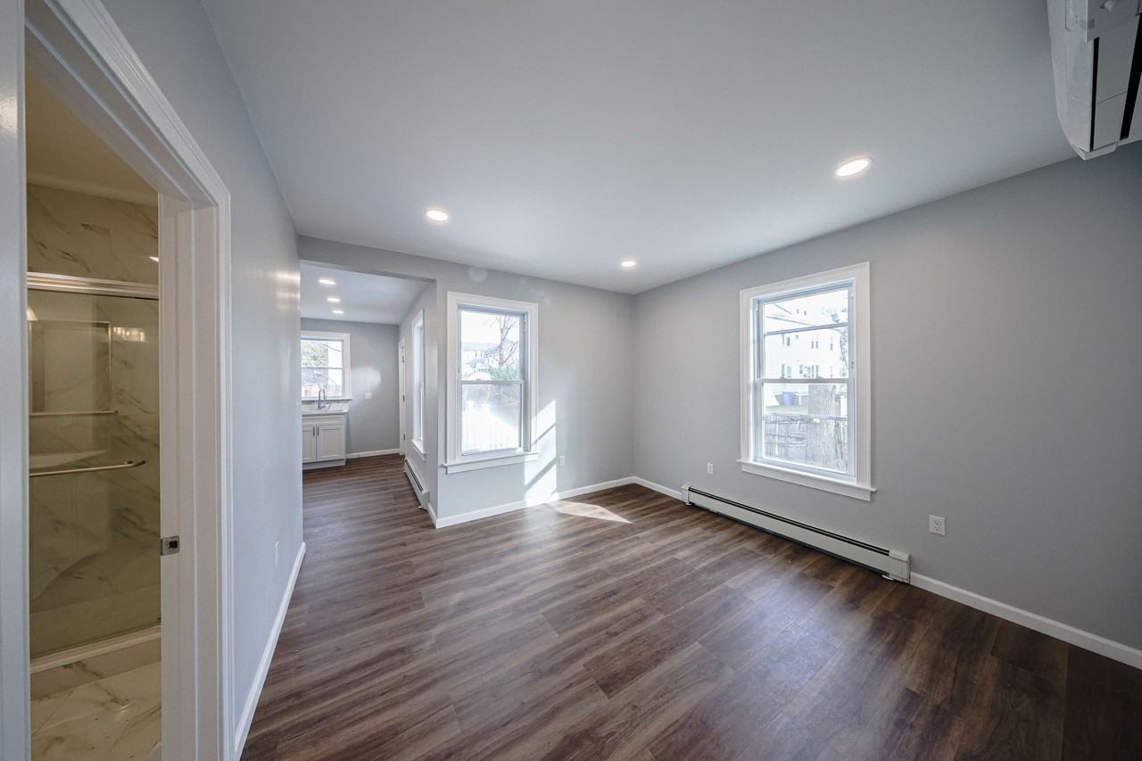 81 Alder St #C - Photo 6 of 24