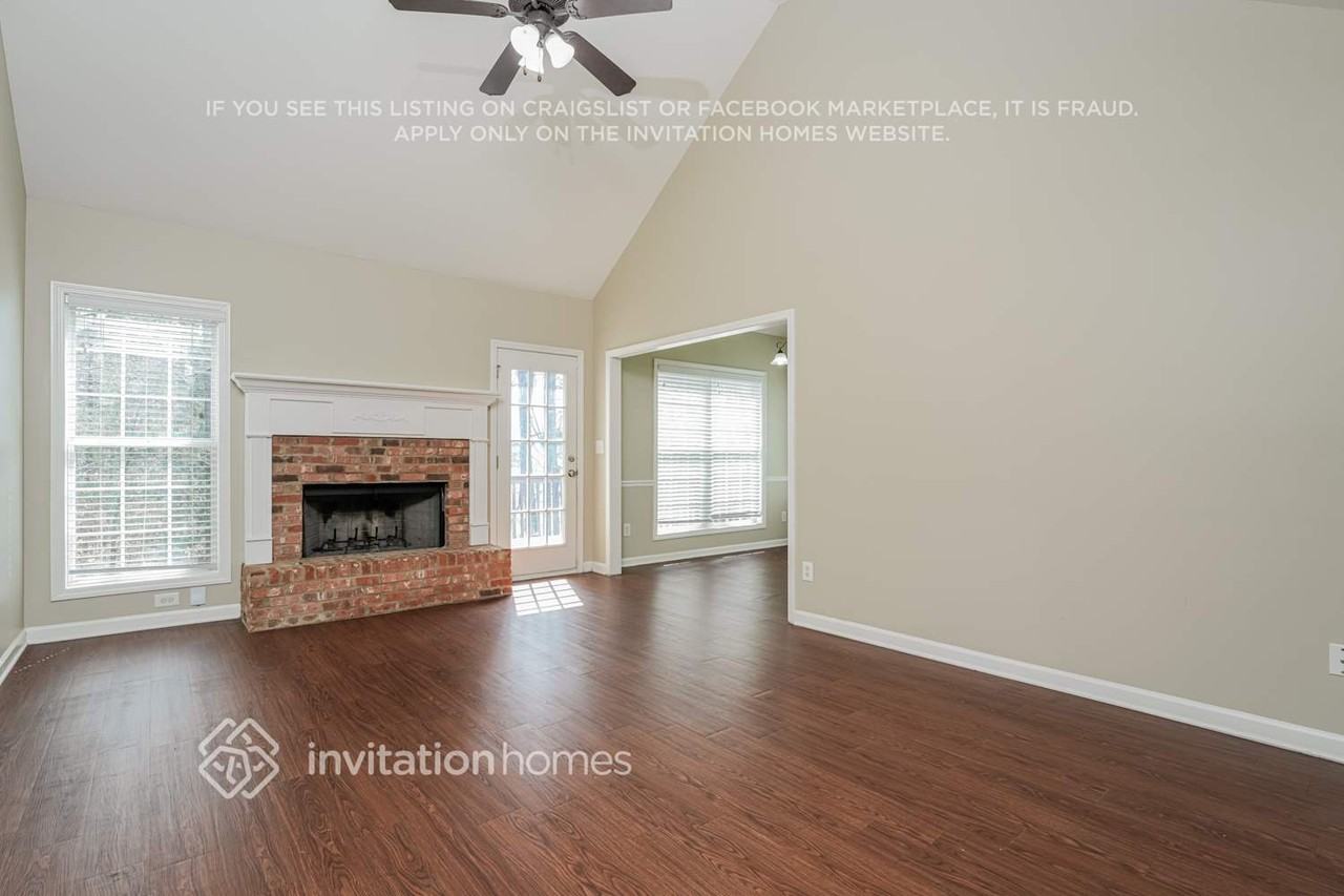 4215 Mulberry Ridge Ln - Photo 4 of 18