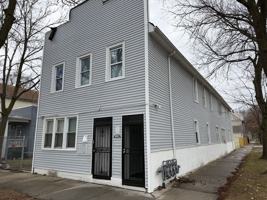 featured image of 10800 S Hoxie Ave