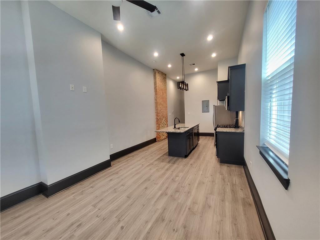 2109 1st St - Photo 2 of 10