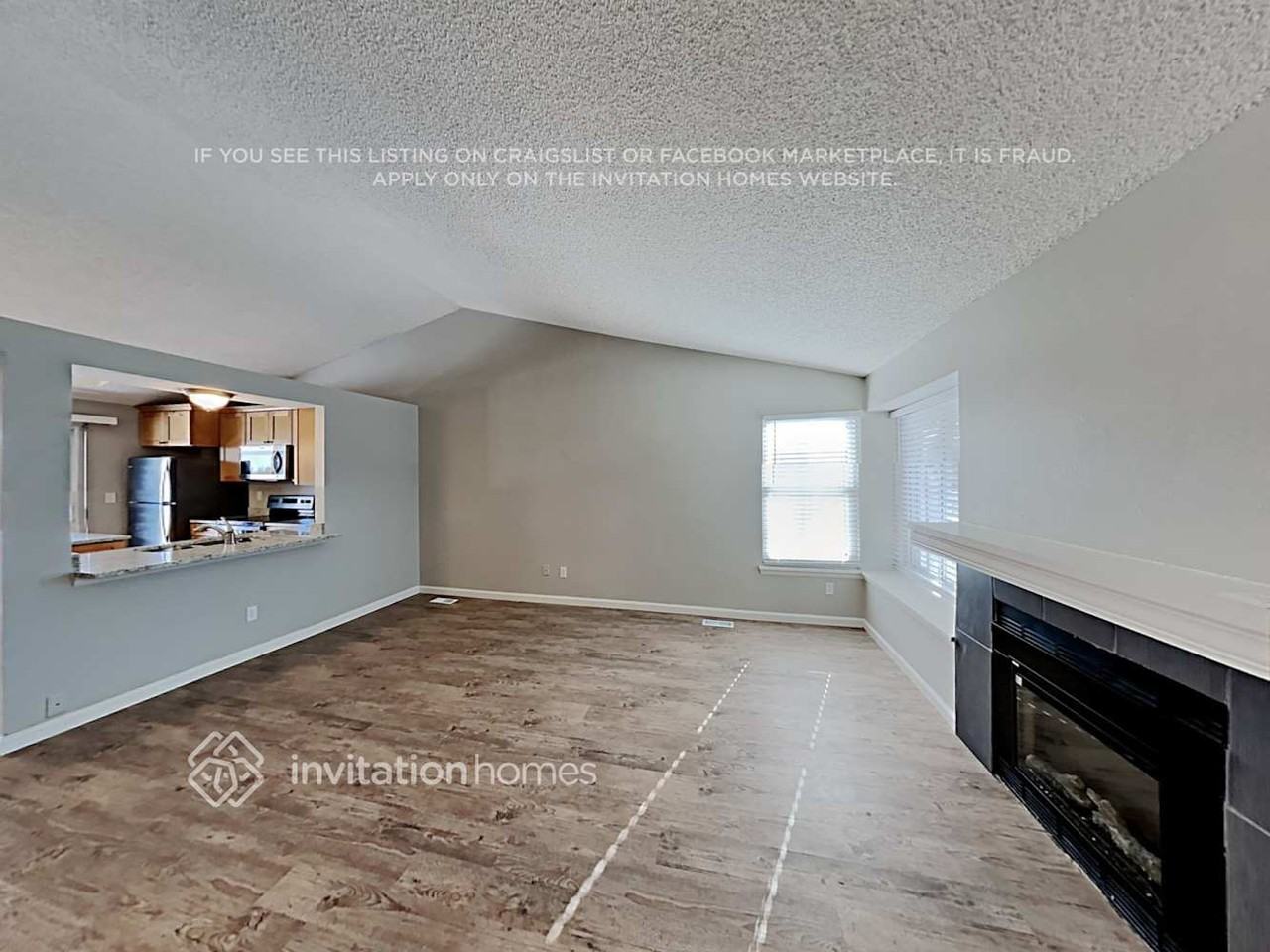 5940 S Oak Way - Photo 6 of 19