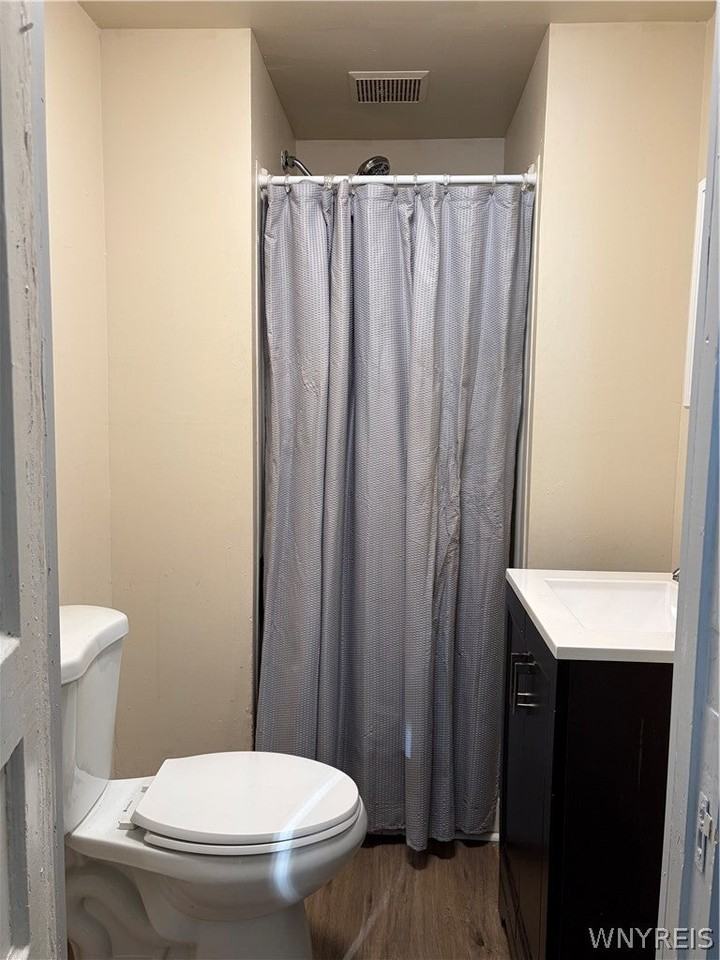 74 Genesee St - Photo 5 of 10