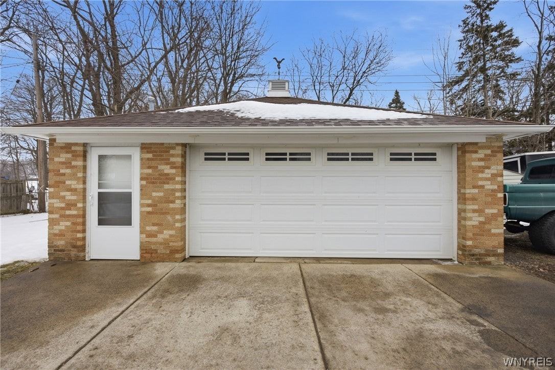 3667 Fuller Ave - Photo 5 of 34