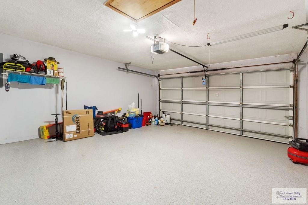 105 Sally Ln - Photo 5 of 24