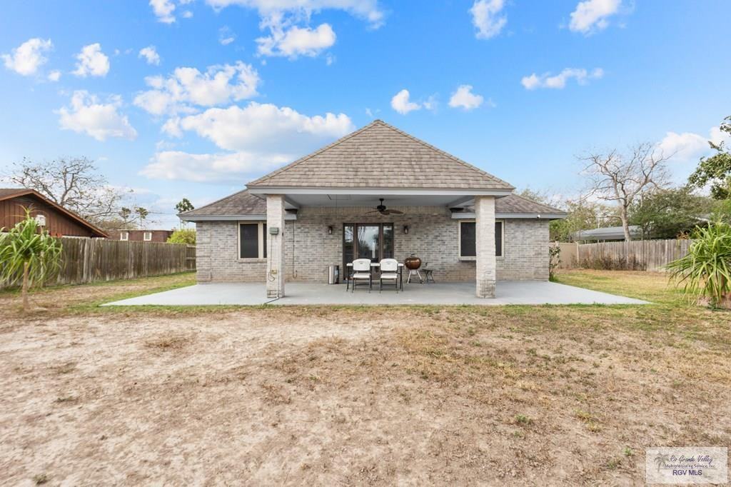 105 Sally Ln - Photo 6 of 24