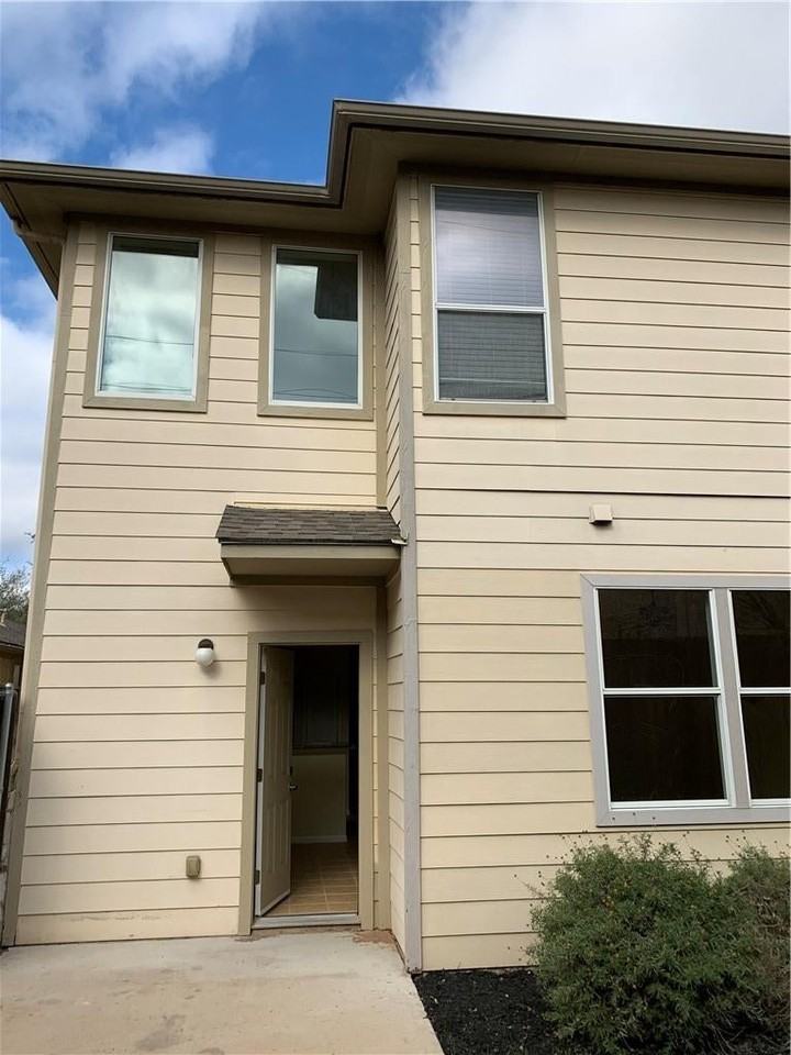 7708 San Felipe Blvd - Photo 7 of 14