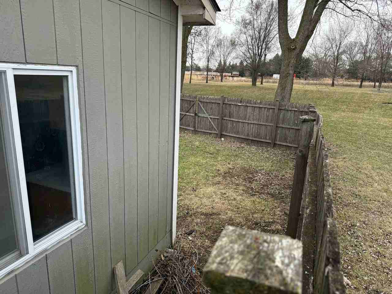 19 E Romeo Rd - Photo 7 of 7