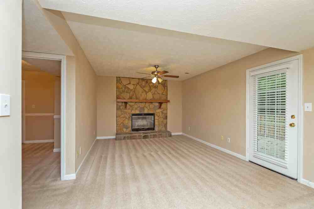 5972 Nell Ln - Photo 4 of 17