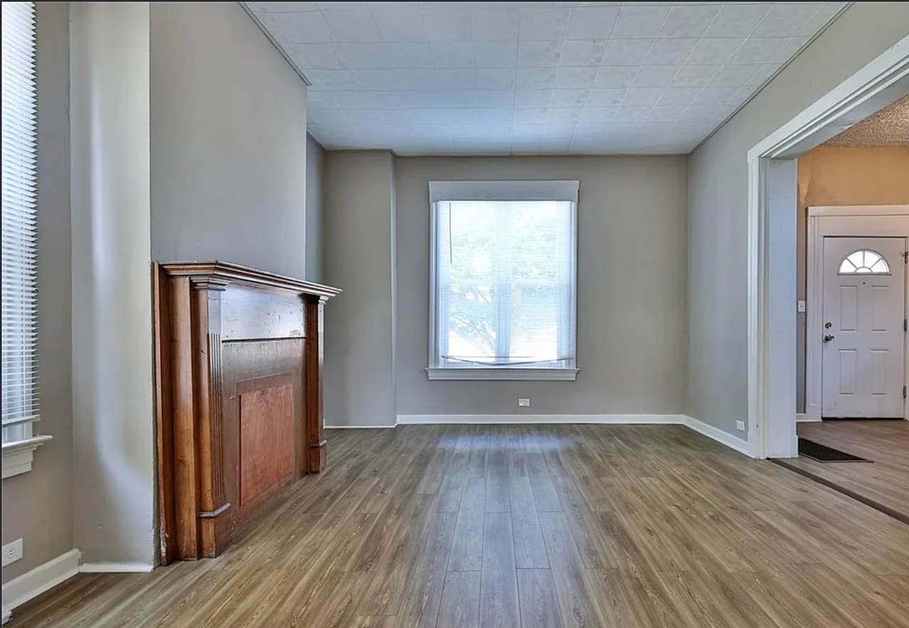 578 Considine Ave - Photo 4 of 14