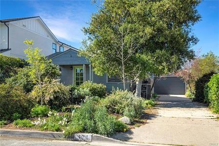 171 Costa Mesa St ##A - Photo 2 of 4