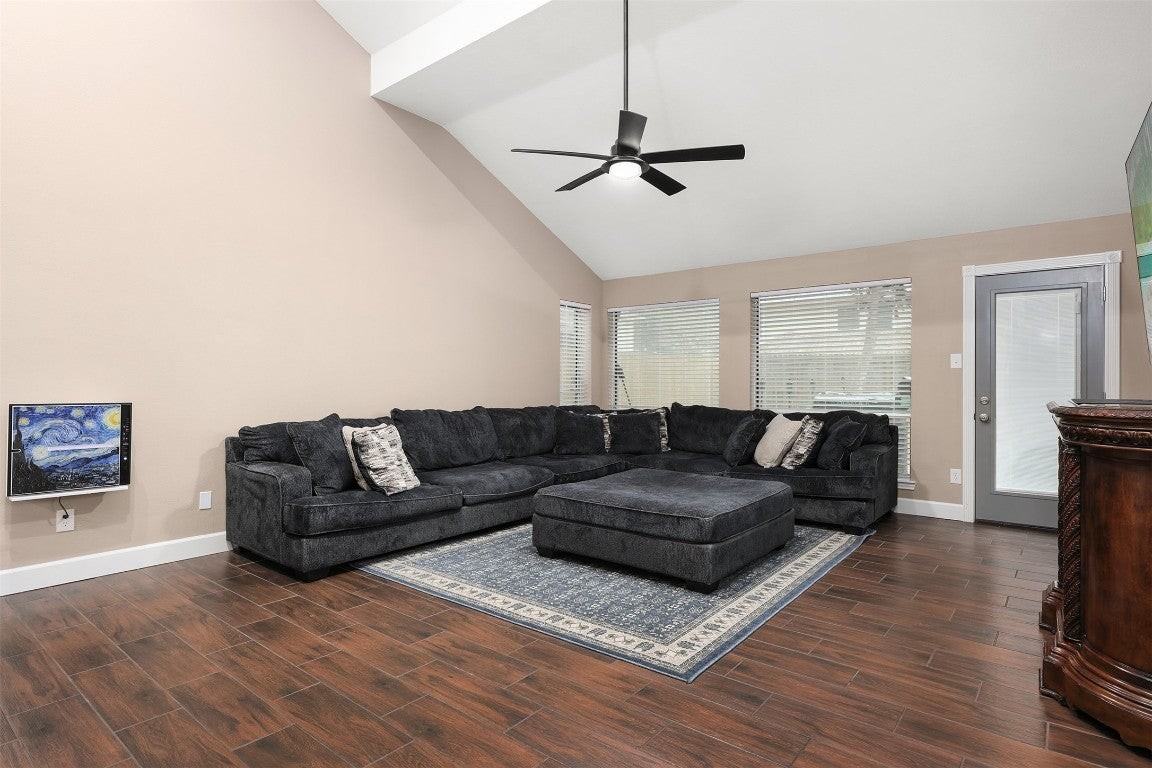 1917 Endeavor Ct - Photo 4 of 19