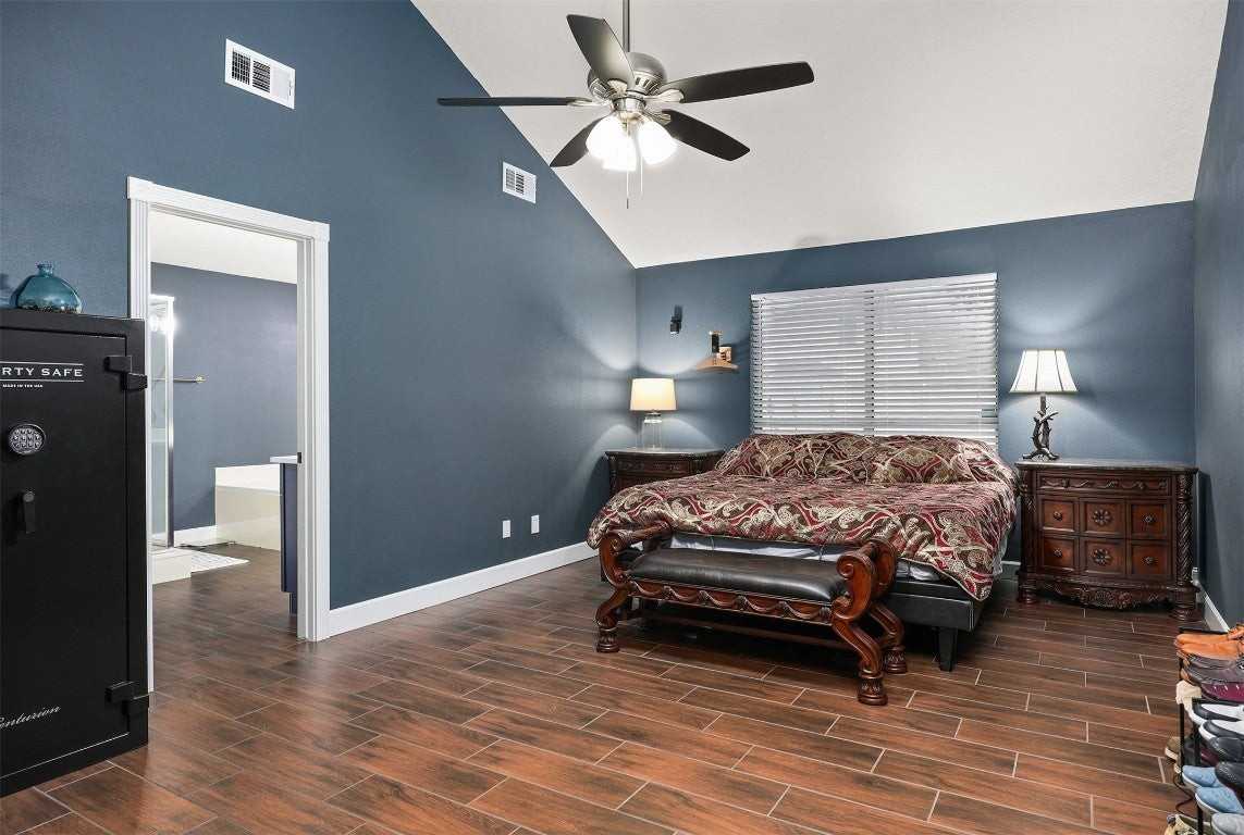 1917 Endeavor Ct - Photo 7 of 19