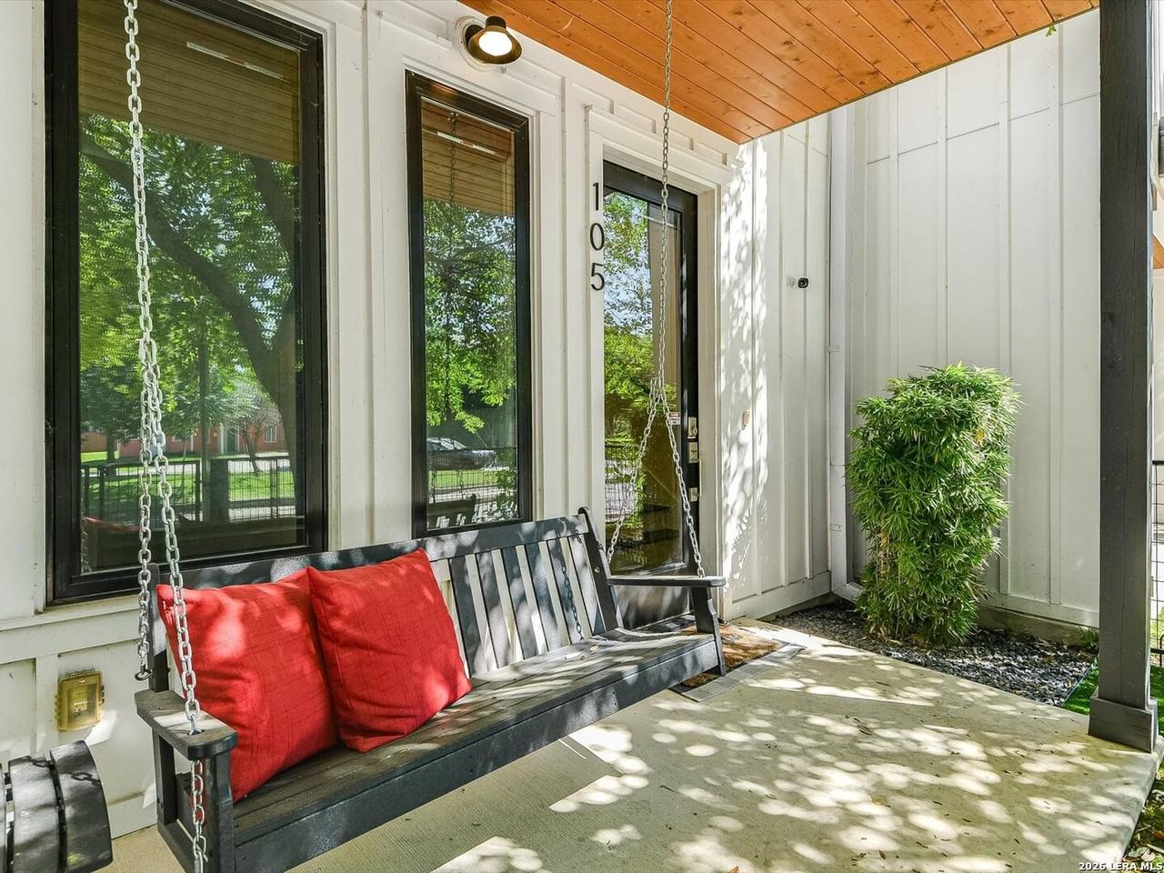 1226 S Presa Unit# UNIT 105 - Photo 4 of 19