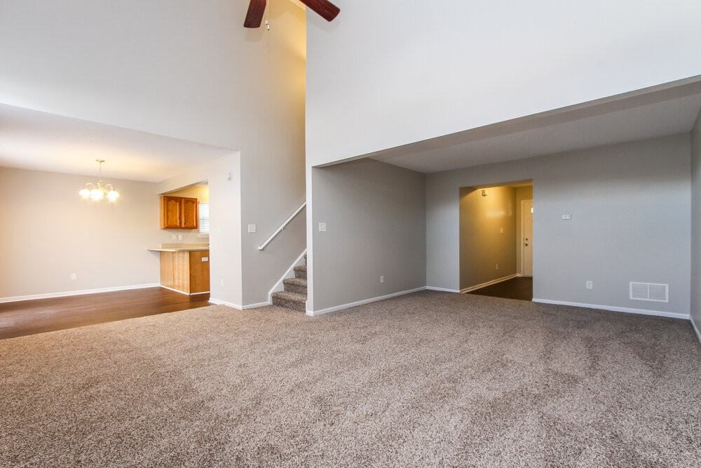 2534 Mingo Ln - Photo 2 of 19