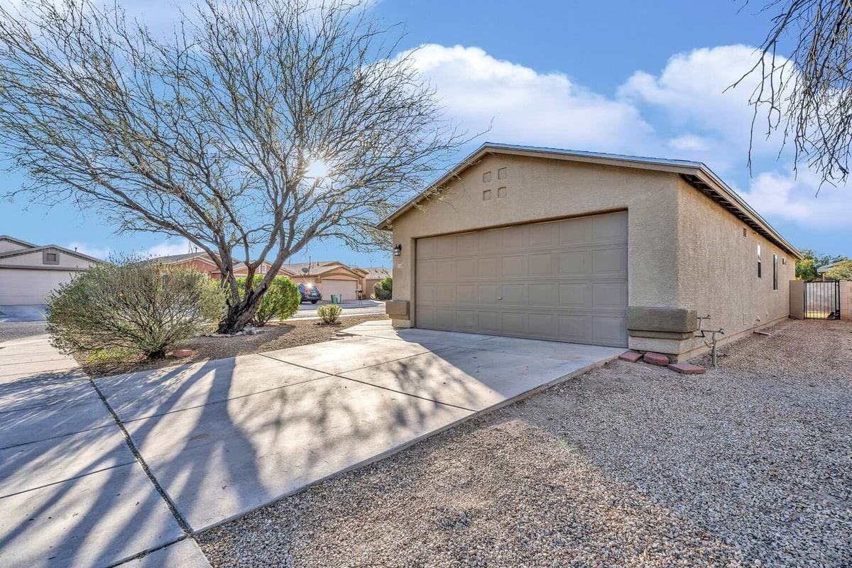 1459 W Kirkwell Pl - Photo 3 of 31