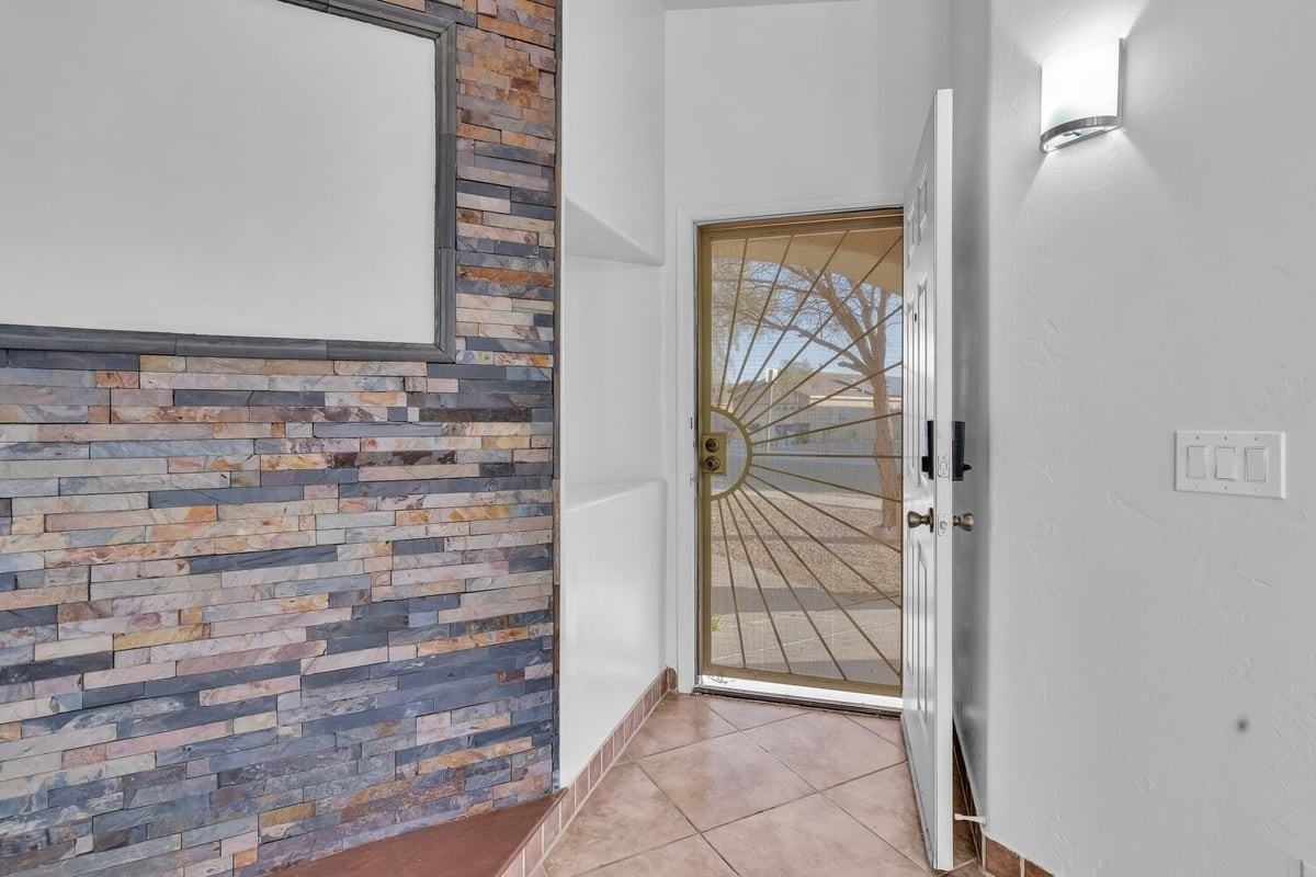 1459 W Kirkwell Pl - Photo 7 of 31