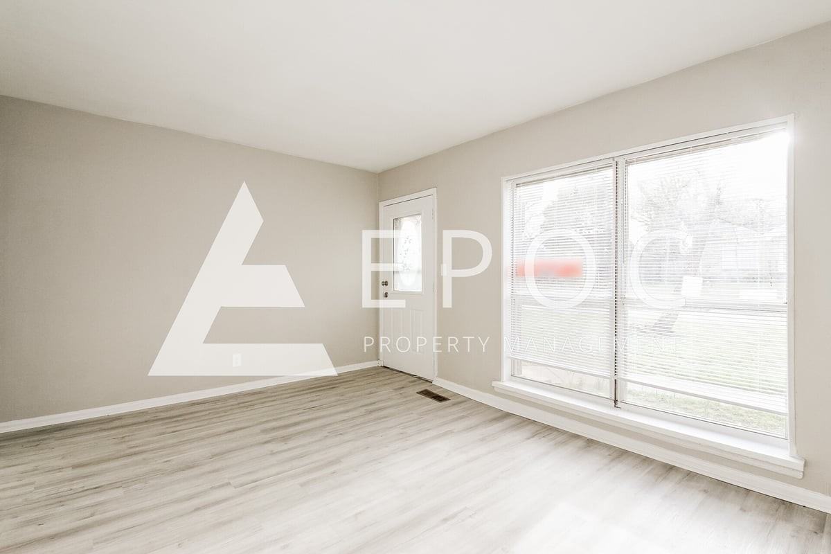 817 N Gary Ave - Photo 4 of 15