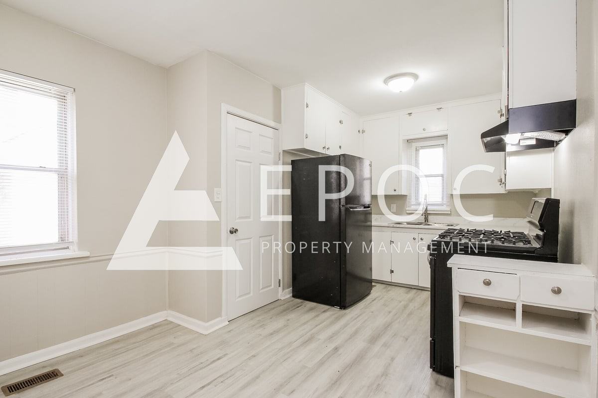 817 N Gary Ave - Photo 6 of 15