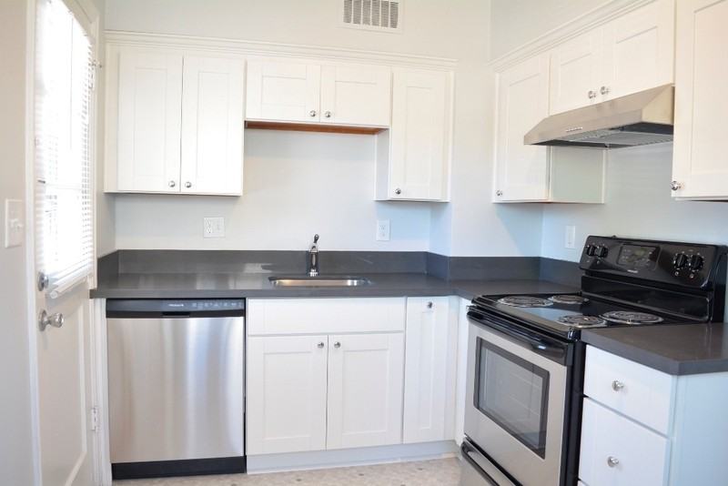 5034 Se 75th Ave - Photo 4 of 14