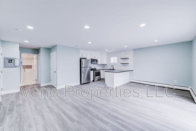 13 Bancker Ave #2 - Photo 7 of 21