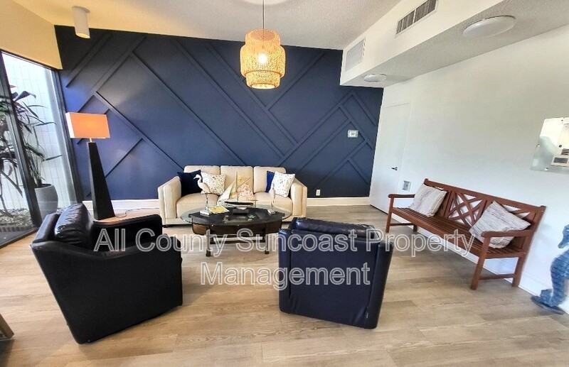 7400 Sun Island Dr S #205 - Photo 3 of 19